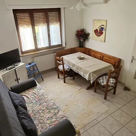 Noi Attimis